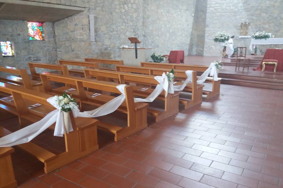 Panche chiesa