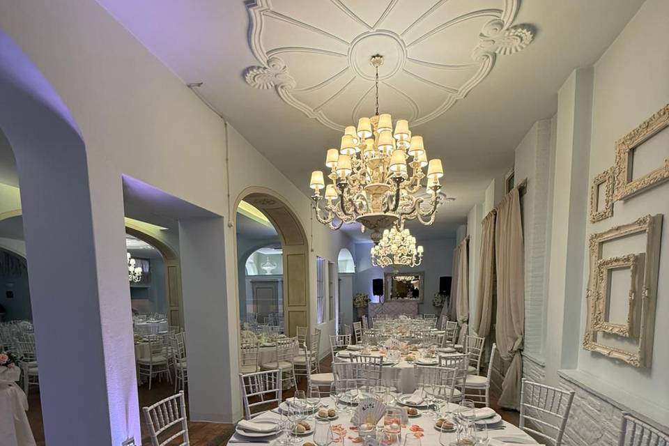 Tavoli cena