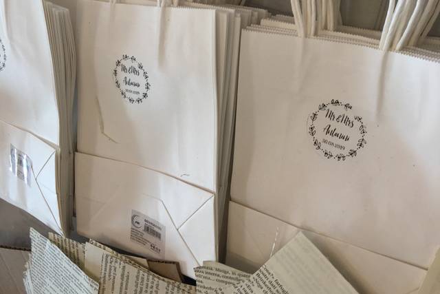 Wedding bags. Timbro Person.