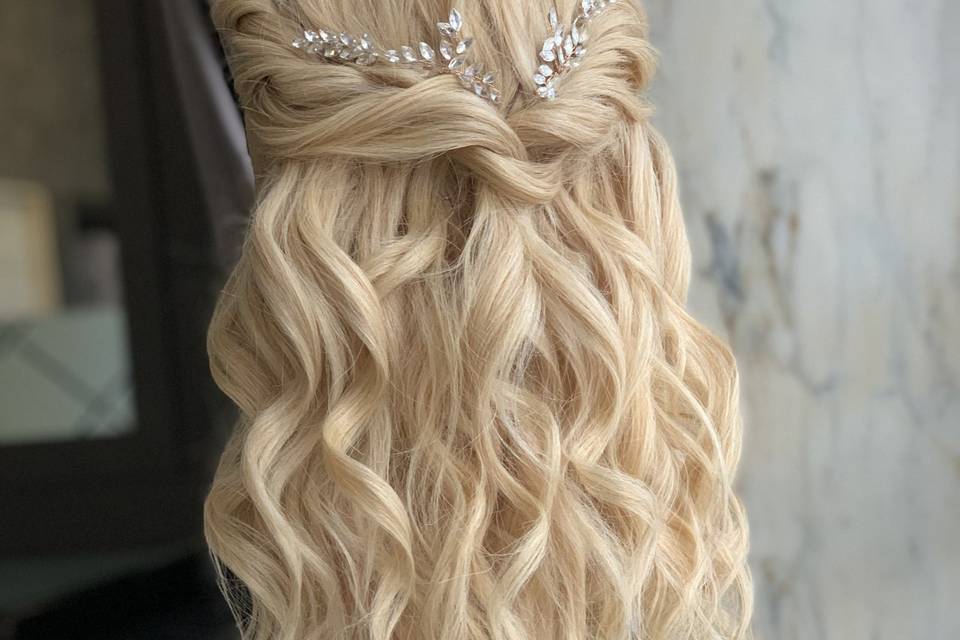 hairstyle