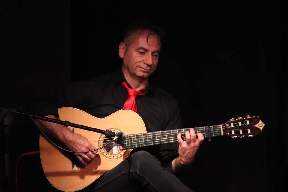 Carlo Calderano Acoustic Guitar Solo