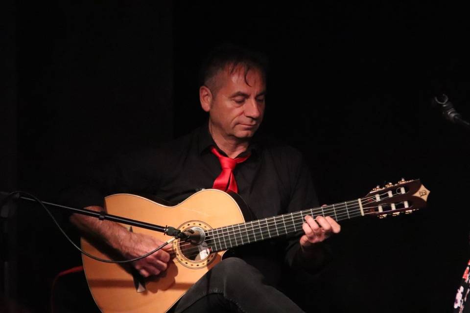 Carlo Calderano Acoustic Guitar Solo