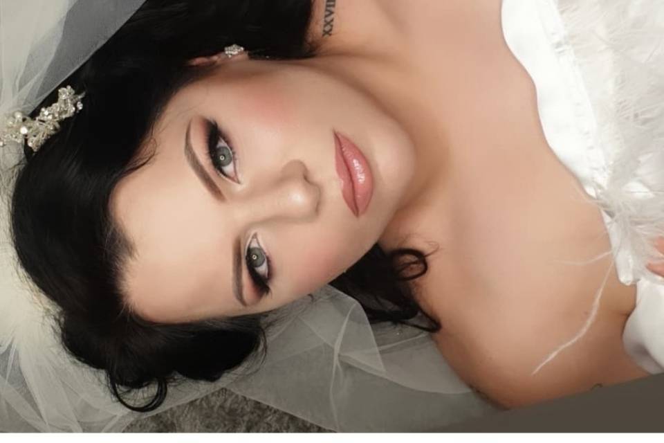 Bridal make up