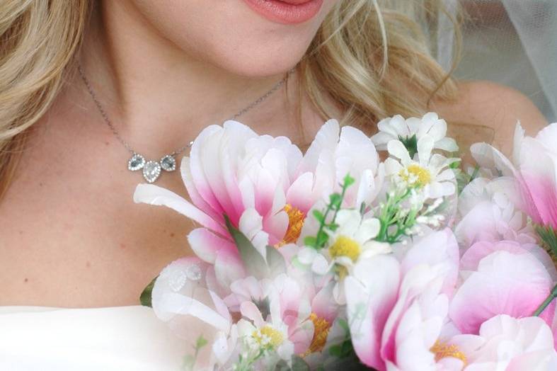 Sposa nature con ciglia finte