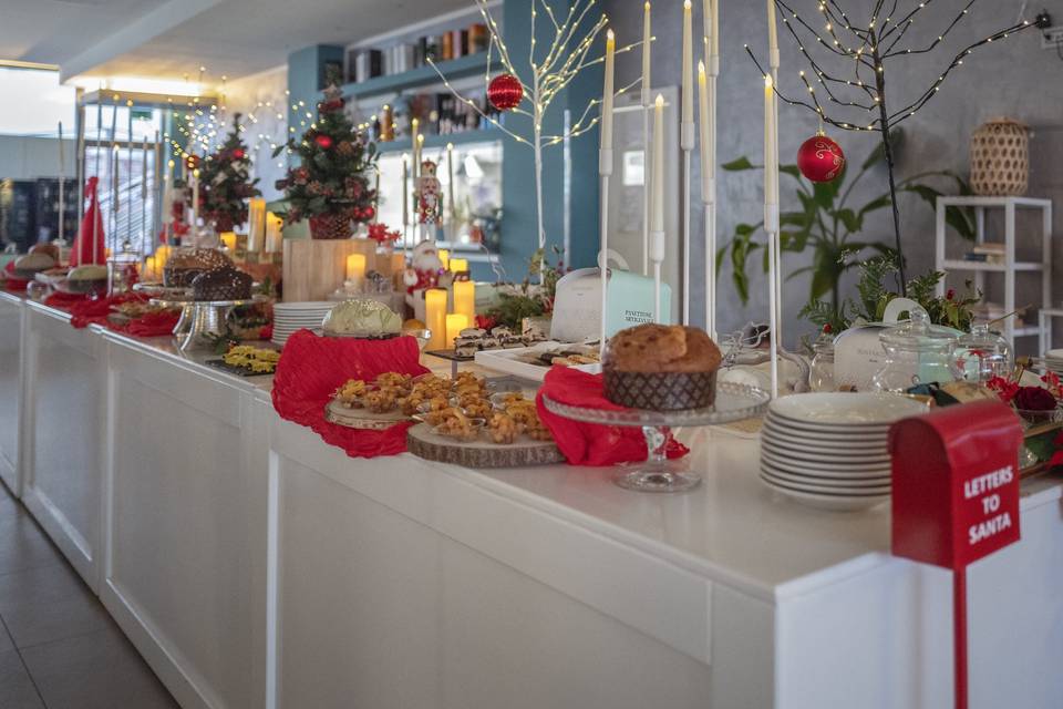 Buffet dei dolci natalizio
