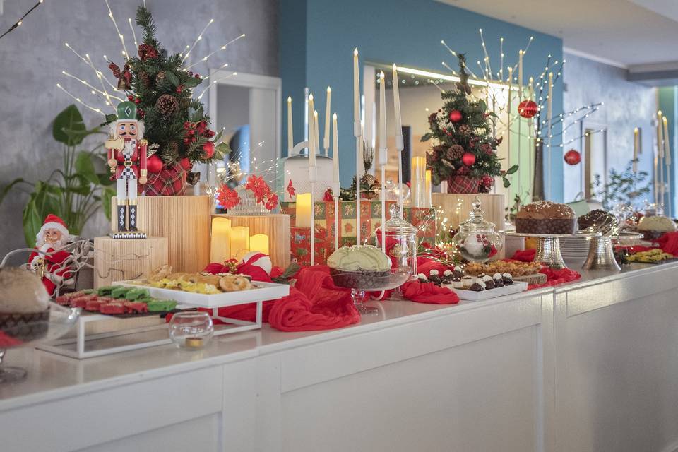 Buffet dei dolci natalizio