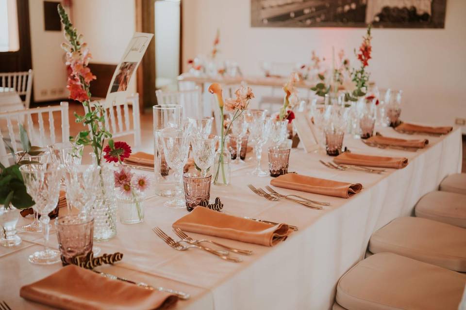 Table setting