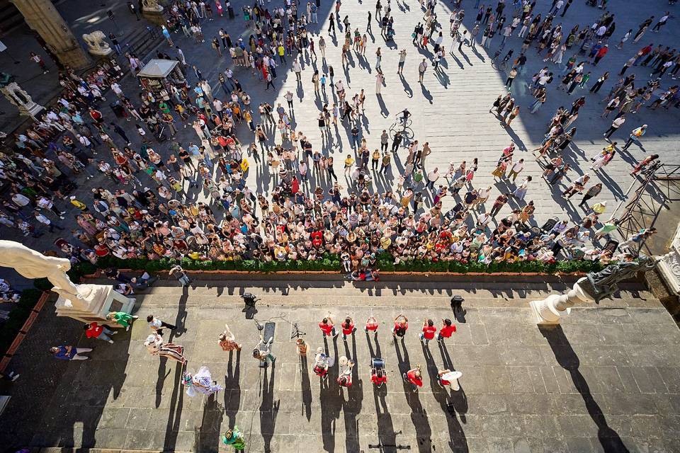 LARGE STREET BAND