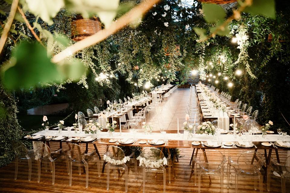 Long table