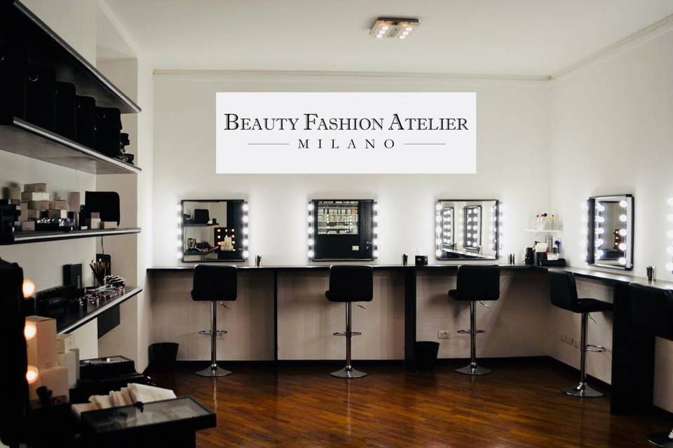 Make-up room