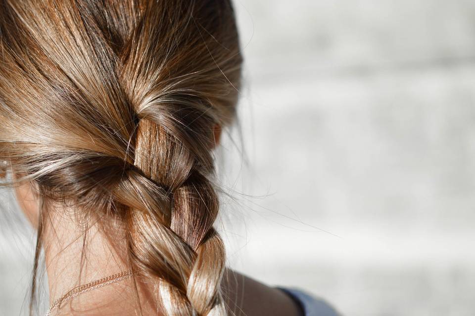 HAIR DESIGN