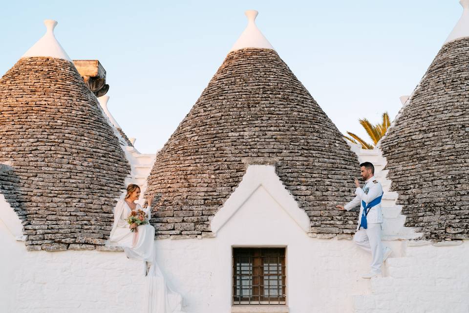 Sposi tra i trulli