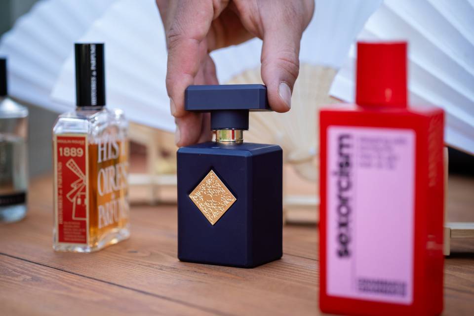 FOCUS_ PROFUMO BLU