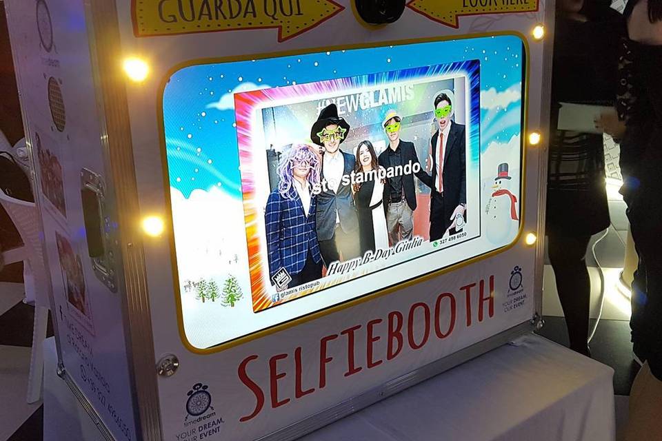 PhotoBooth/SelfieBooth