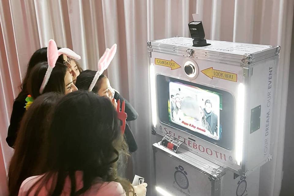 PhotoBooth/SelfieBooth