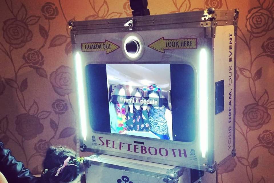 PhotoBooth/SelfieBooth