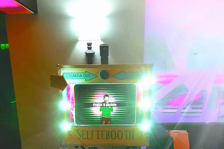 PhotoBooth/SelfieBooth