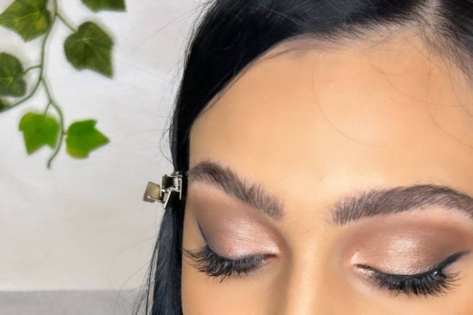 Almond eyes bridal glam