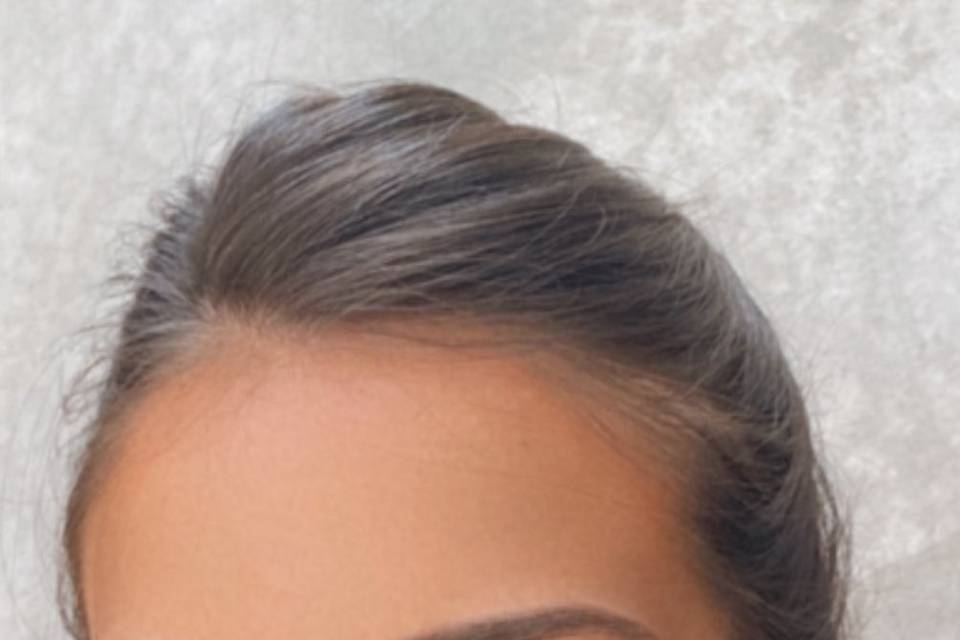 Soft makeup