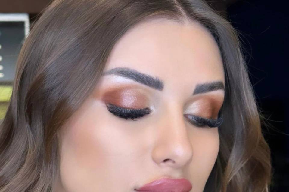 Bronze Glam makeup