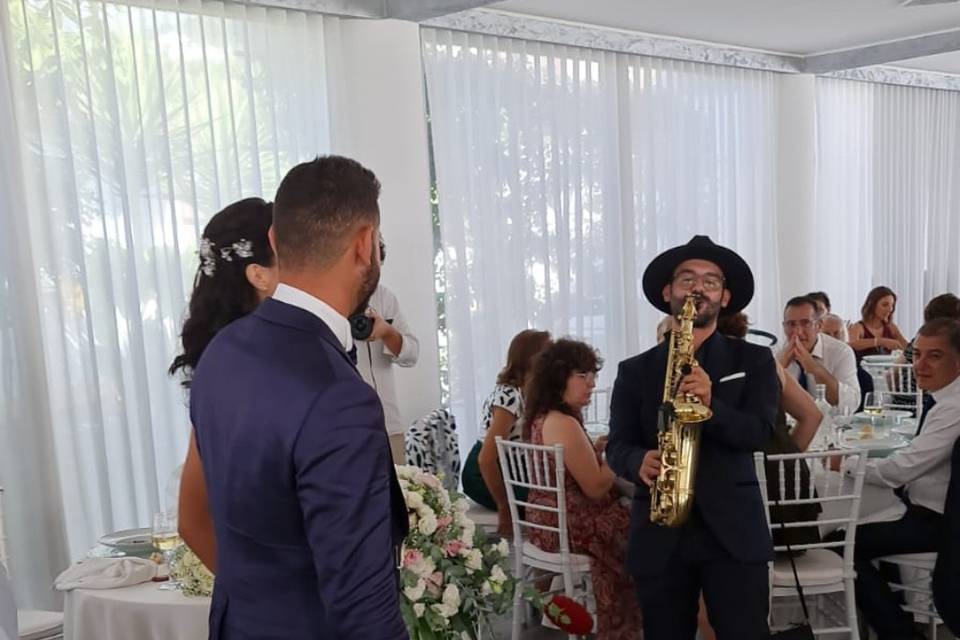 Sax wedding show