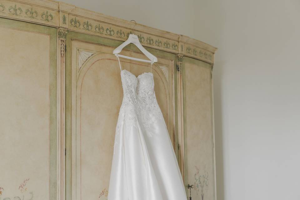 Wedding dress