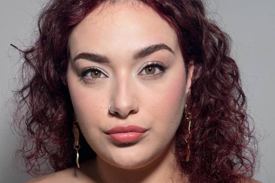 Make up damigella