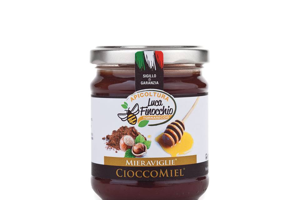 Miele con pasta nocciole e cac