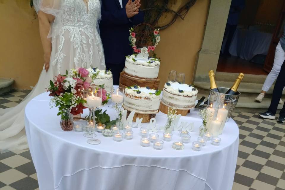 Tavolo torta nuziale