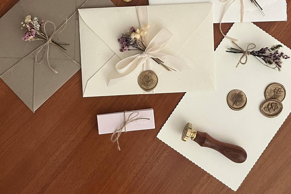 Inviti con dettagli vintage