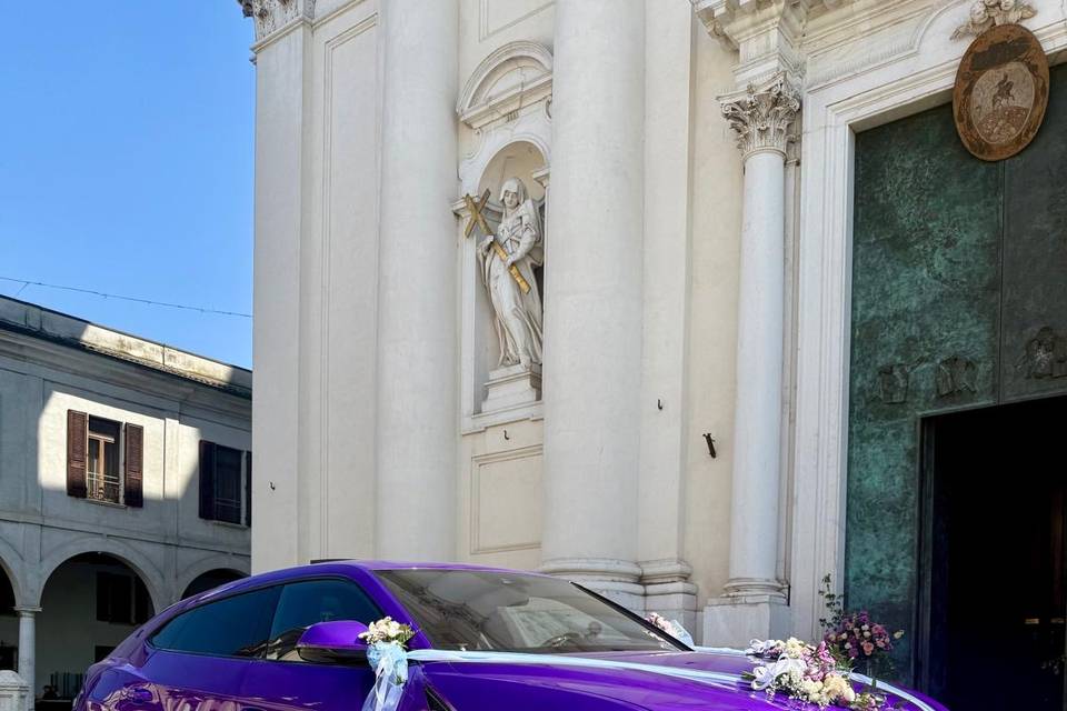 Matrimonio URUS viola