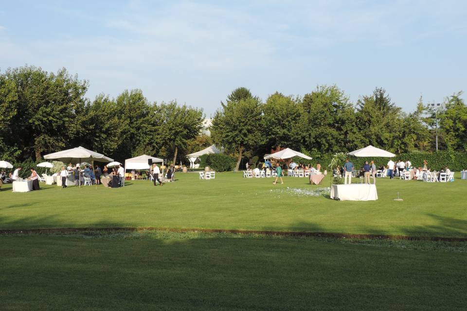 Aperitivo nel parco