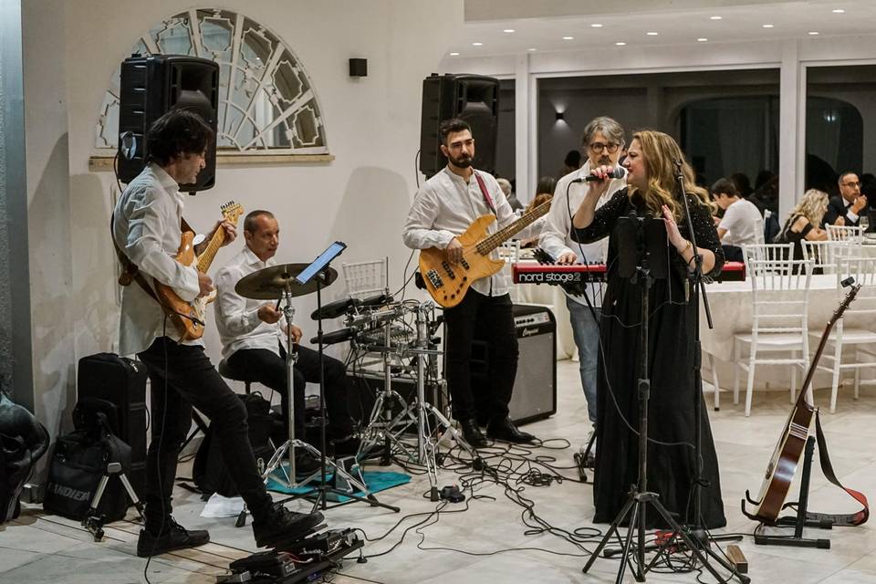 Danà live al matrimonio.