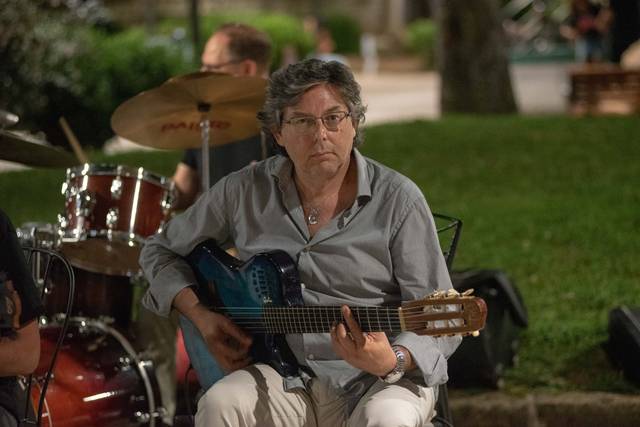 Maurizio: la chitarra
