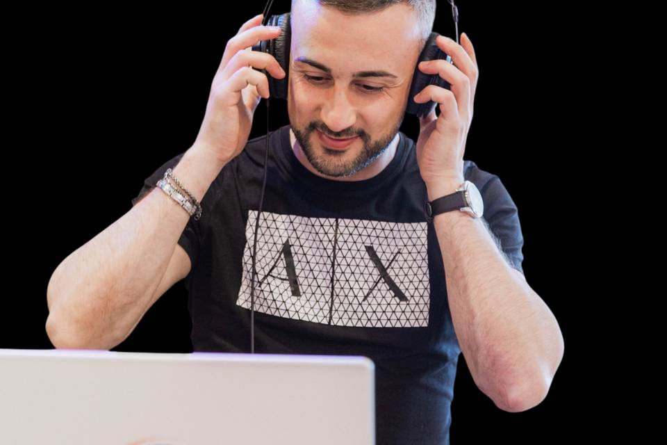 DJ SET