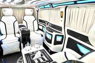 Palermo Transfer Limousine