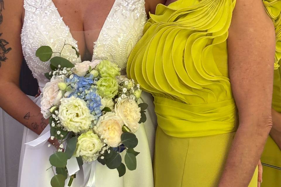 Trucco a mamma e figlia