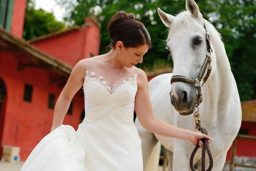 La sposa a cavallo