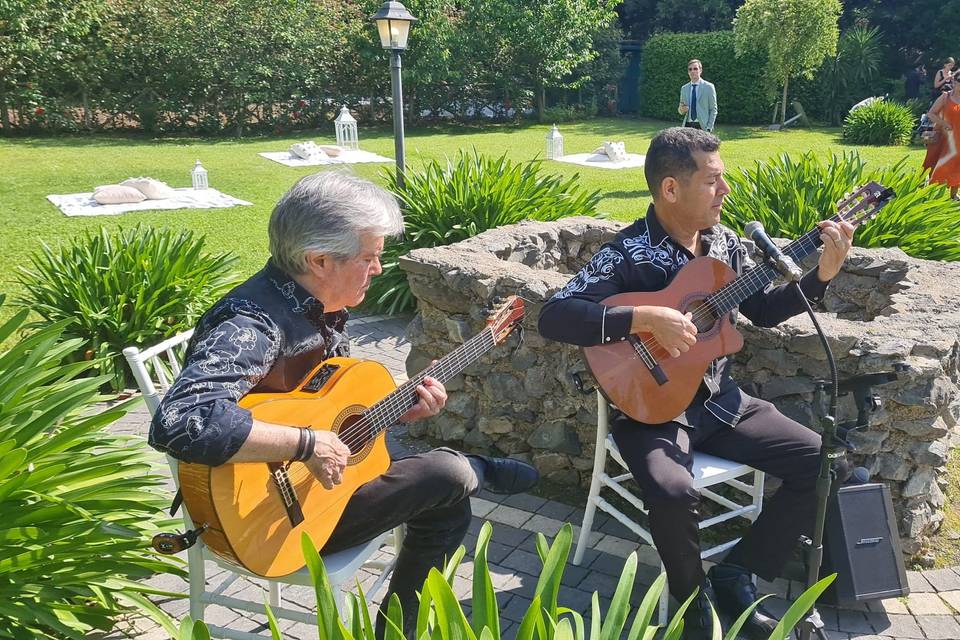 Alkimia Acoustic Duo