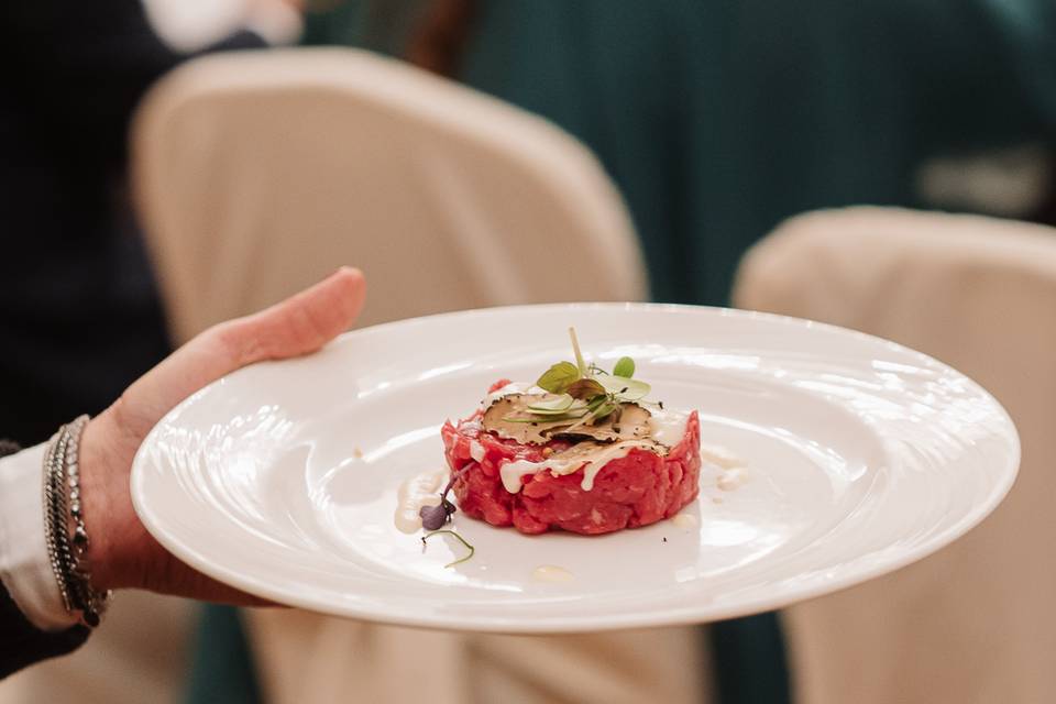 Antipasto al tavolo