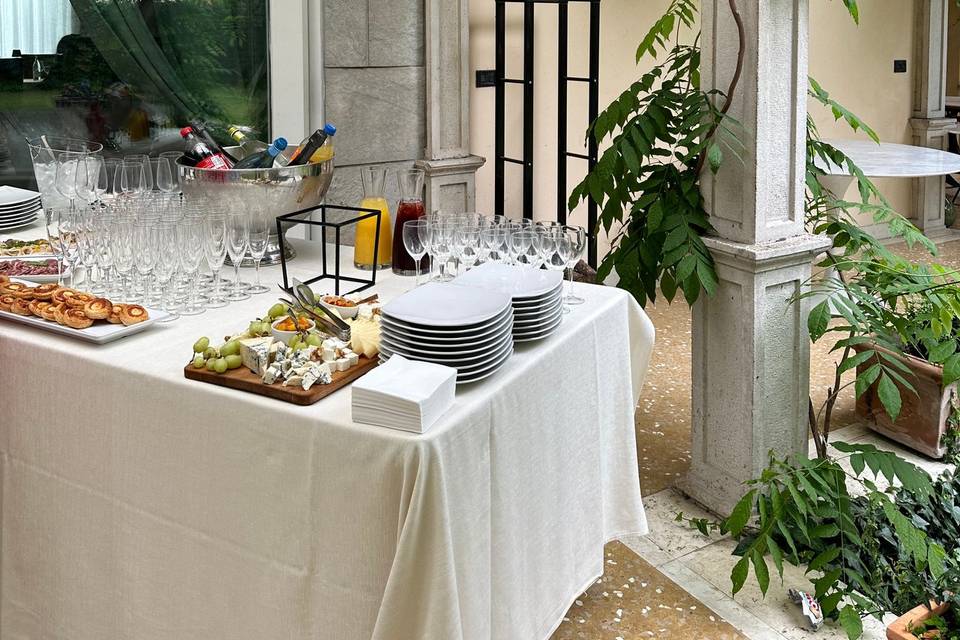 Beverage station