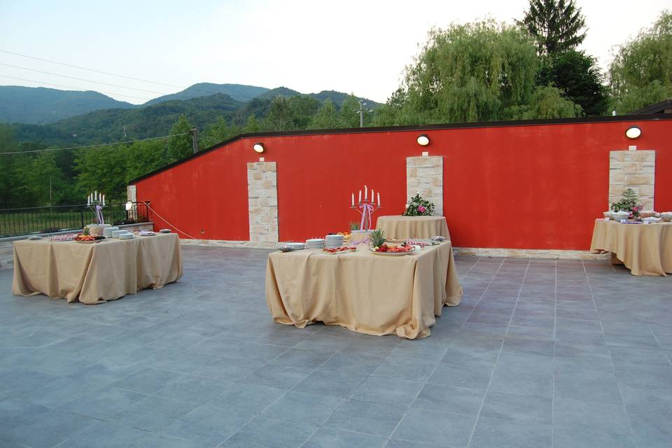 Buffet sul terrazzo