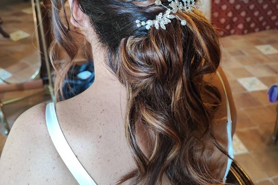 Hairstyle bride