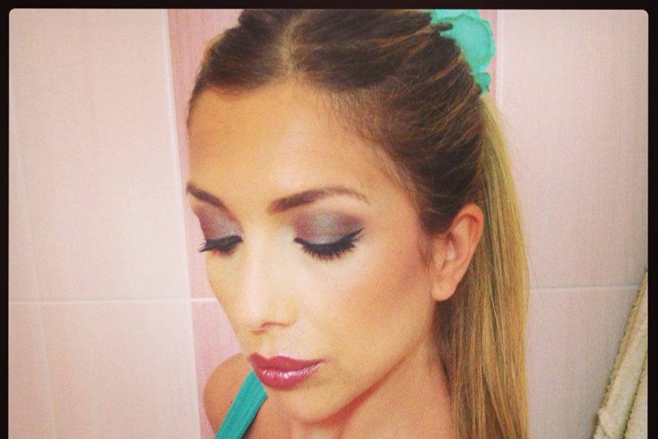 Manola Make Up