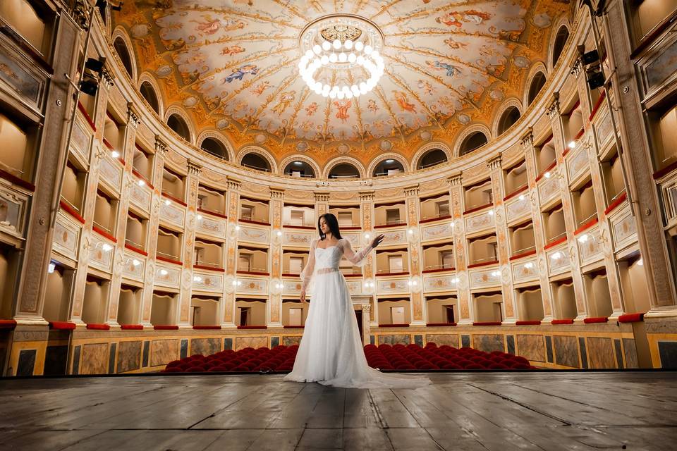 La sposa a teatro