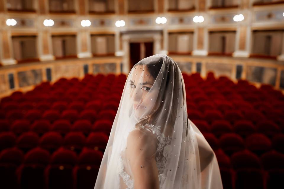 La sposa a teatro