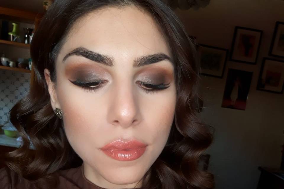 Brown smokey