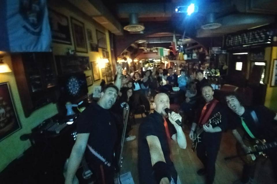 Cover Band