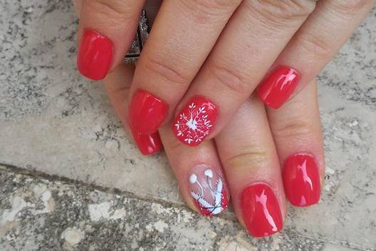 Nails rosse