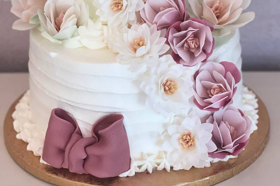 Naked cake con fiori